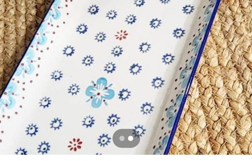 Corningware Off White Sugar Bowl and Creamer Set